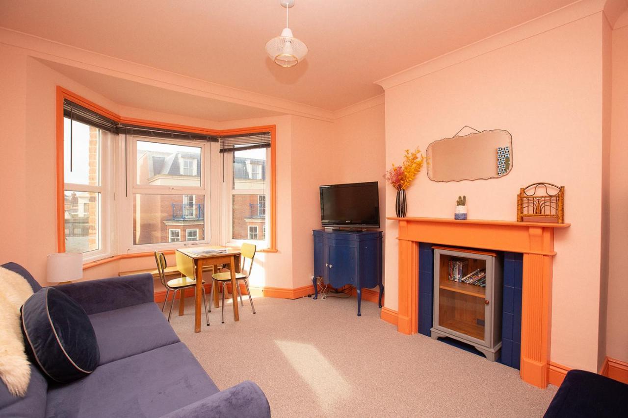 Funky Flat In Margate'S Westbrook Bay Apartment ภายนอก รูปภาพ