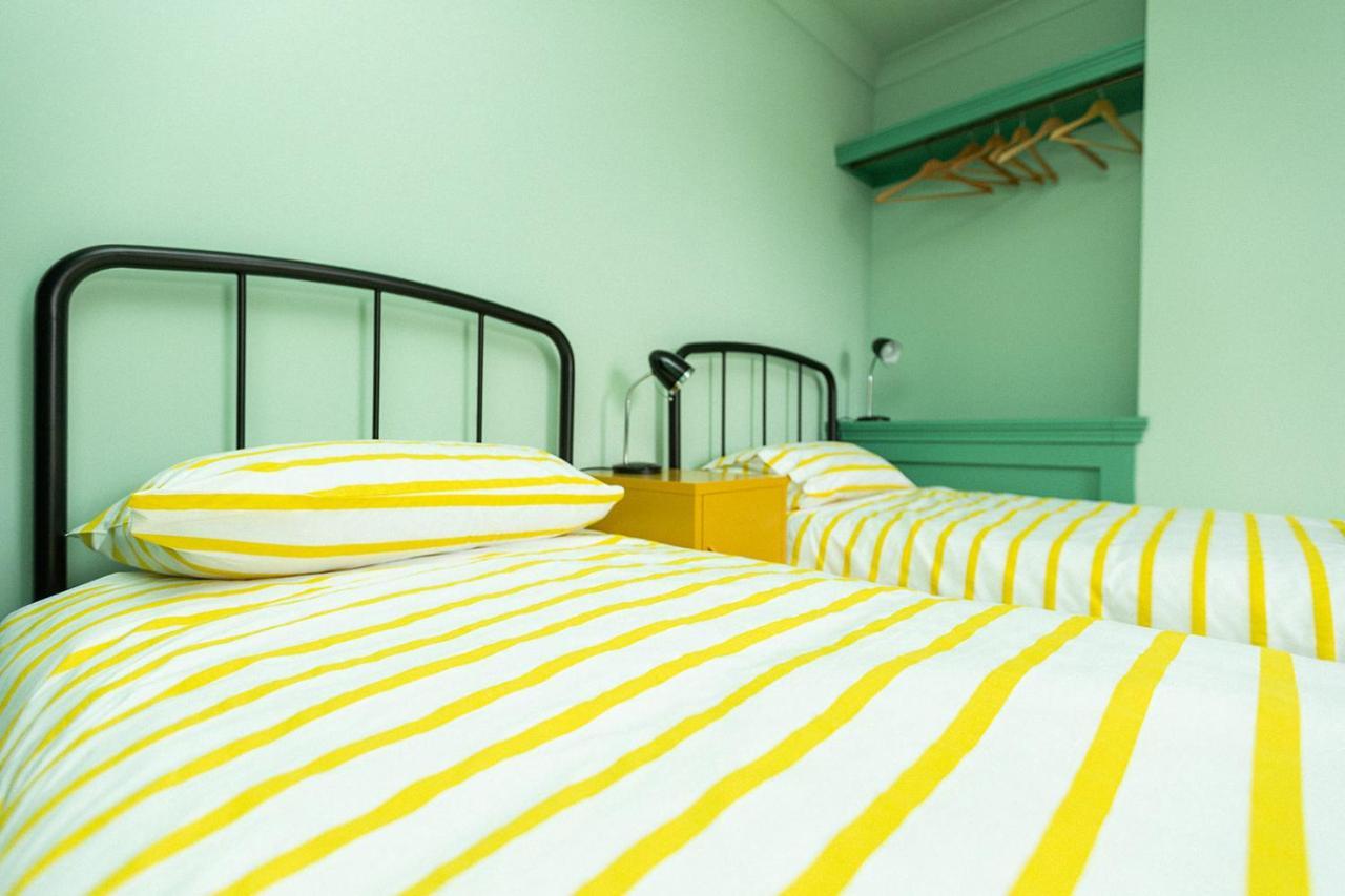 Funky Flat In Margate'S Westbrook Bay Apartment ภายนอก รูปภาพ