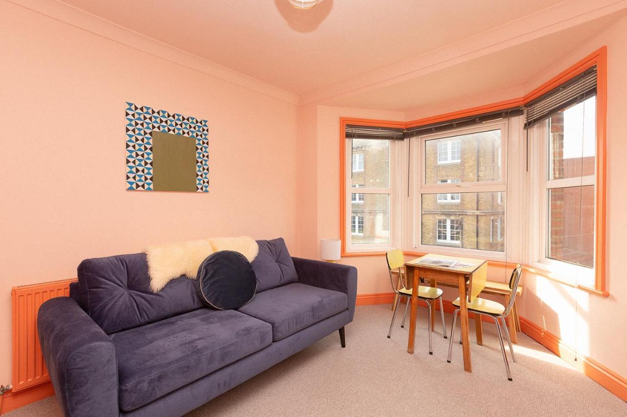 Funky Flat In Margate'S Westbrook Bay Apartment ภายนอก รูปภาพ