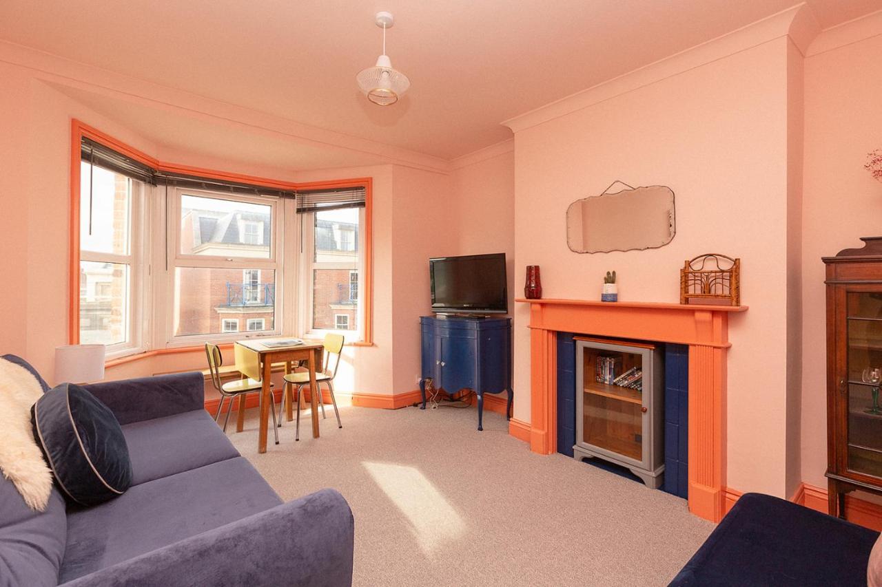 Funky Flat In Margate'S Westbrook Bay Apartment ภายนอก รูปภาพ