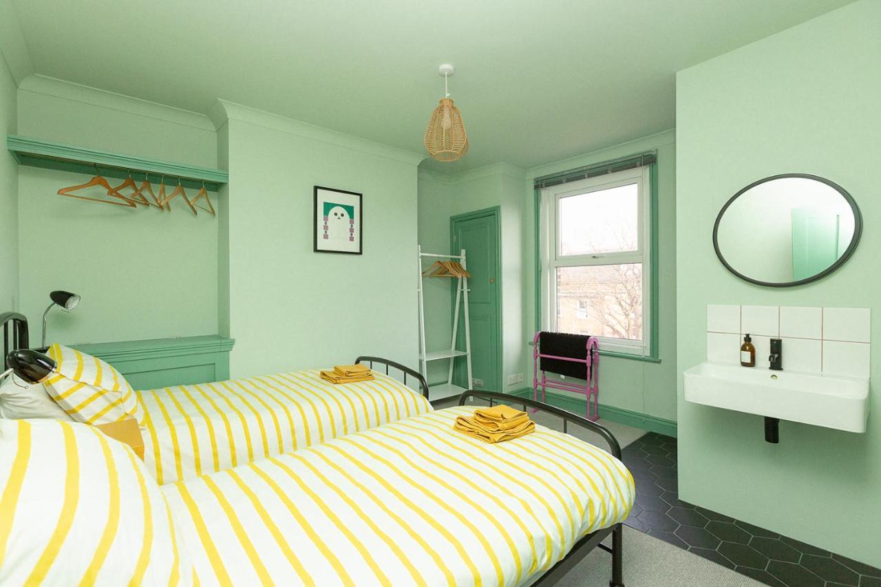 Funky Flat In Margate'S Westbrook Bay Apartment ภายนอก รูปภาพ