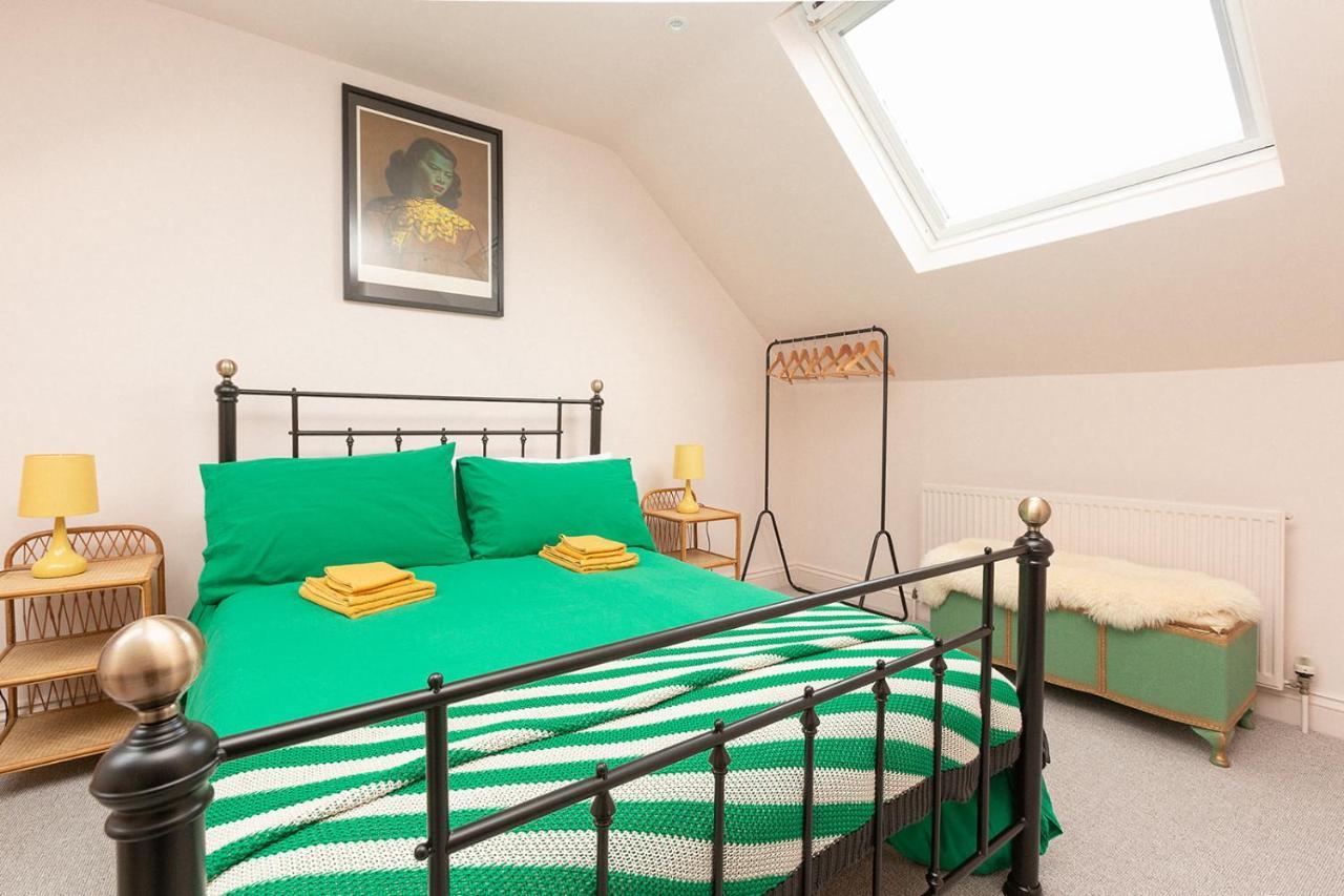 Funky Flat In Margate'S Westbrook Bay Apartment ภายนอก รูปภาพ